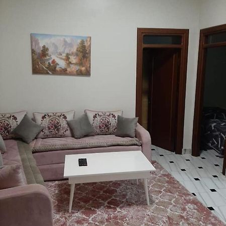Ground Floor 2 Bedroom Apartment - City Centre Location - Optic Fibre Wifi Tangier Bagian luar foto