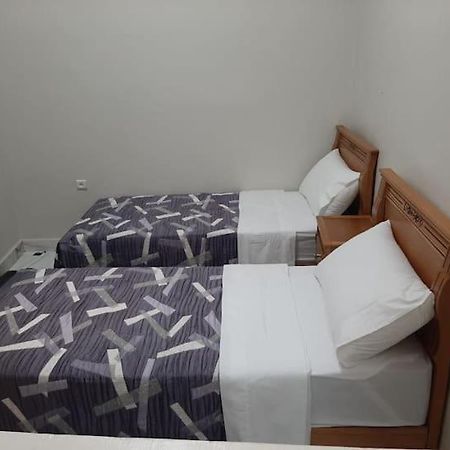 Ground Floor 2 Bedroom Apartment - City Centre Location - Optic Fibre Wifi Tangier Bagian luar foto