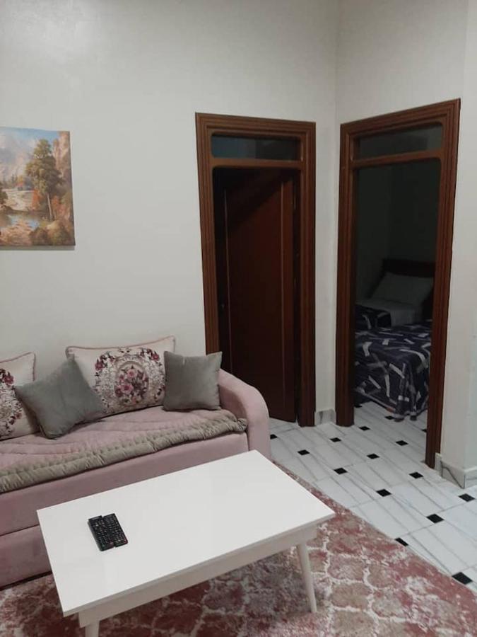 Ground Floor 2 Bedroom Apartment - City Centre Location - Optic Fibre Wifi Tangier Bagian luar foto