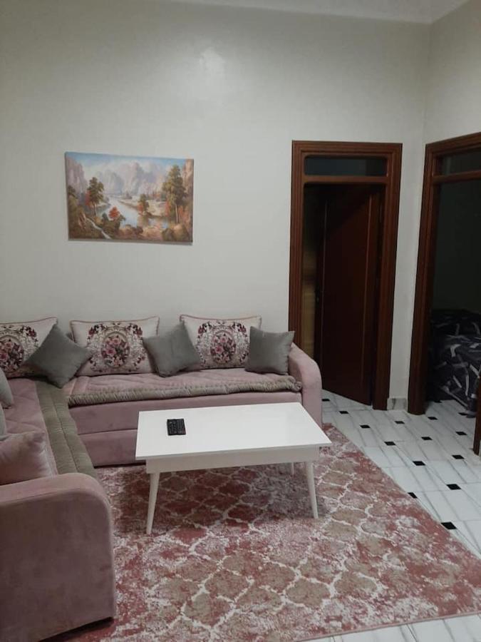 Ground Floor 2 Bedroom Apartment - City Centre Location - Optic Fibre Wifi Tangier Bagian luar foto