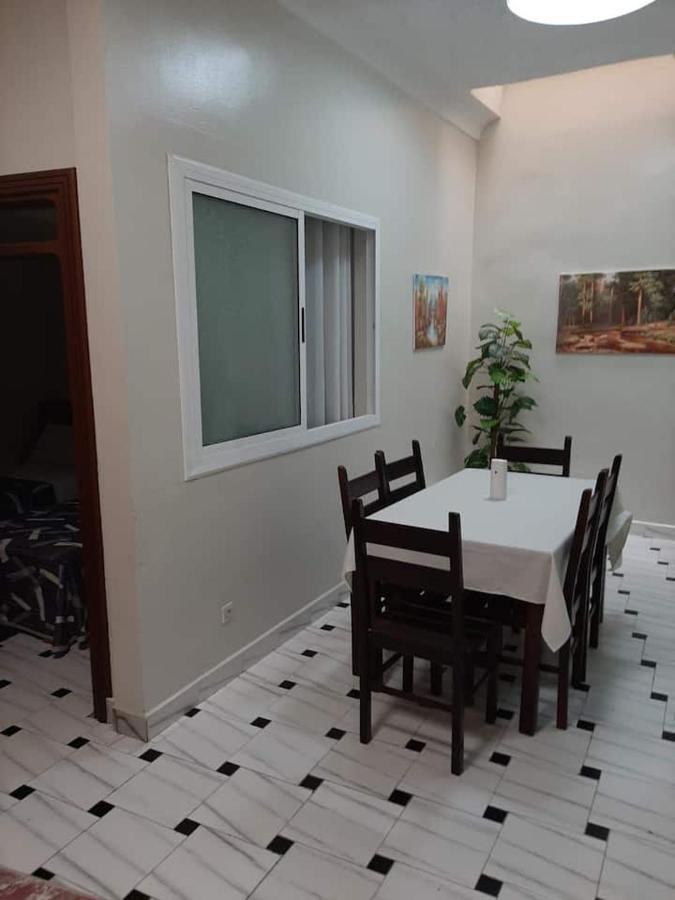 Ground Floor 2 Bedroom Apartment - City Centre Location - Optic Fibre Wifi Tangier Bagian luar foto
